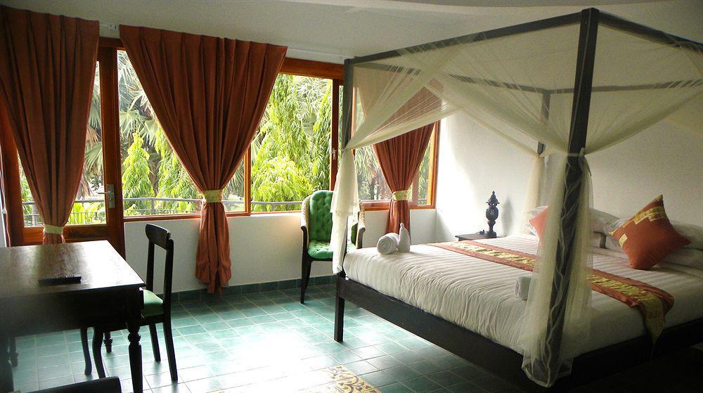 The Willow Boutique Hotel Phnom Penh Dış mekan fotoğraf