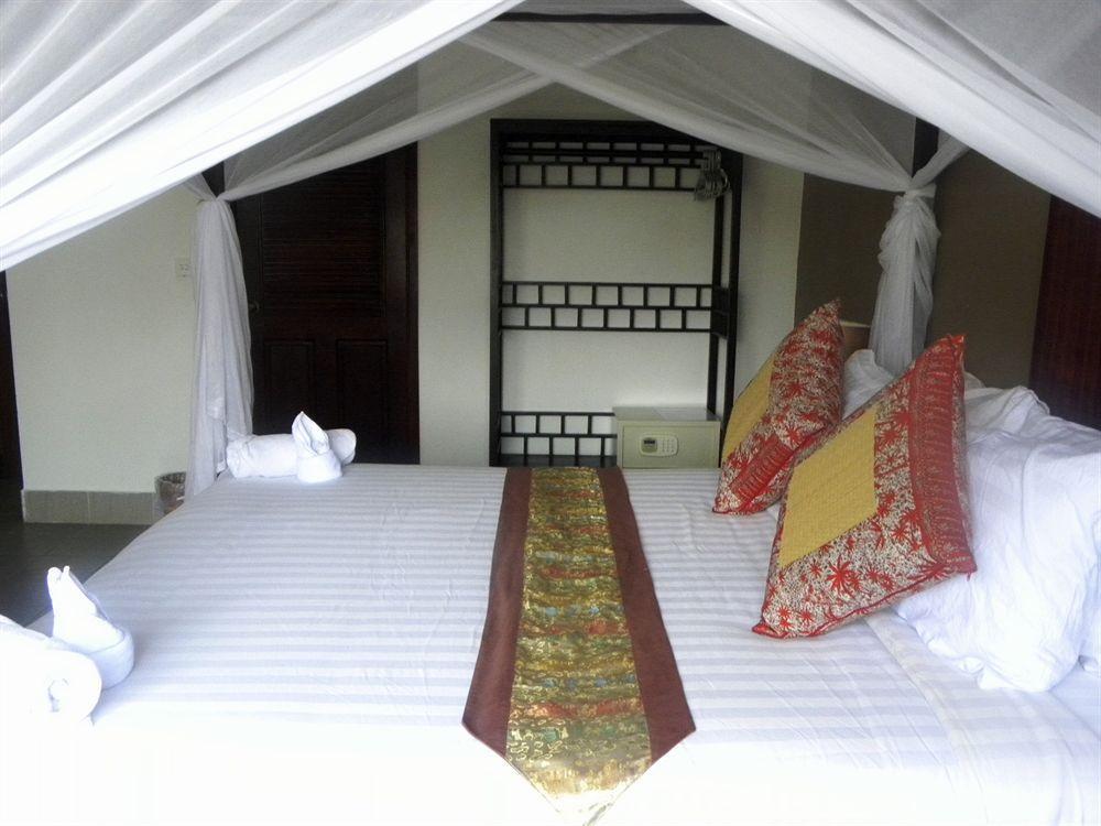 The Willow Boutique Hotel Phnom Penh Dış mekan fotoğraf